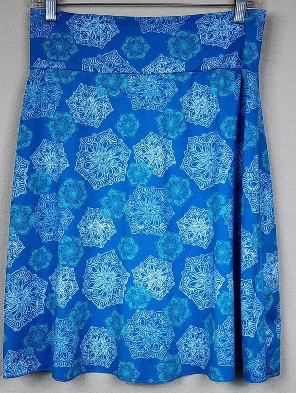 Medium Floral Blue Stretchy Knee Length Skirt